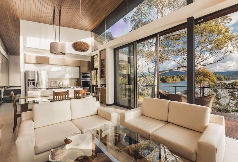 קוטג'' סופריור, Luxé Cabañas