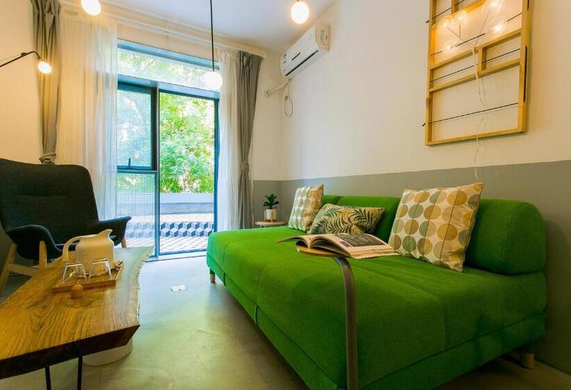 带城市景观的套间, Home++ Xi An