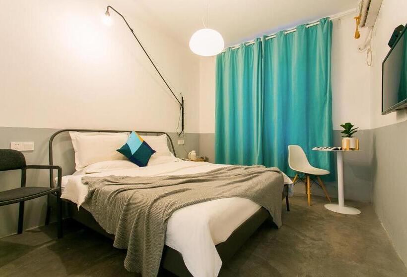 Номер Deluxe, Home++ Xi An