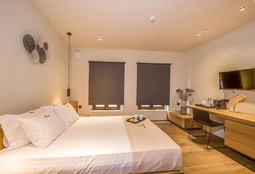 Superior-huone, Portou House