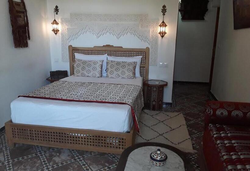 خانه 1 خوابه, Riad Vega
