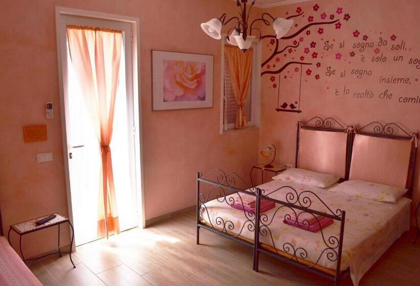 غرفة قياسية ثلاثية, Villa Nike B&b