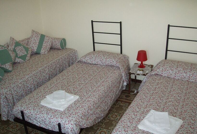 Номер Стандарт Трехместный, B&b La Quiete