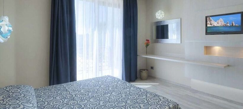 اتاق استاندارد, La Perla