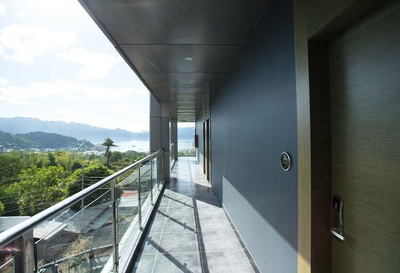 اتاق سوپریور, Vienna