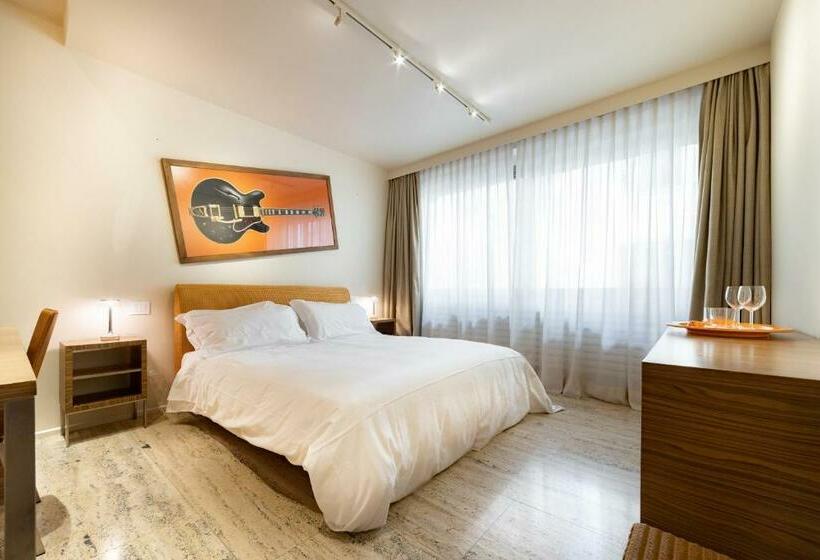 اتاق استاندارد, Le Stanze Degli Amidei