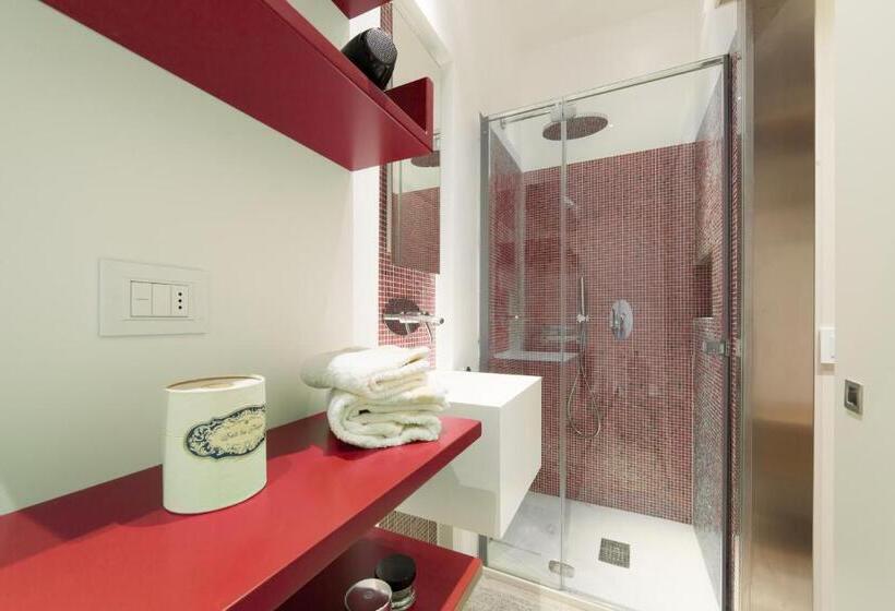 اتاق استاندارد, Le Stanze Degli Amidei