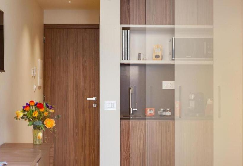 اتاق استاندارد با بالکن, Le Stanze Degli Amidei