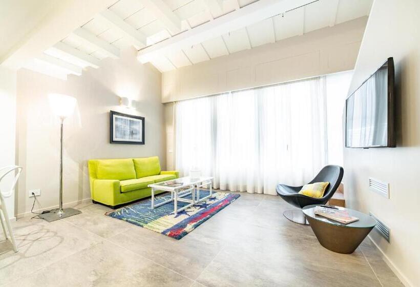 استودیوی لوکس, Le Stanze Degli Amidei