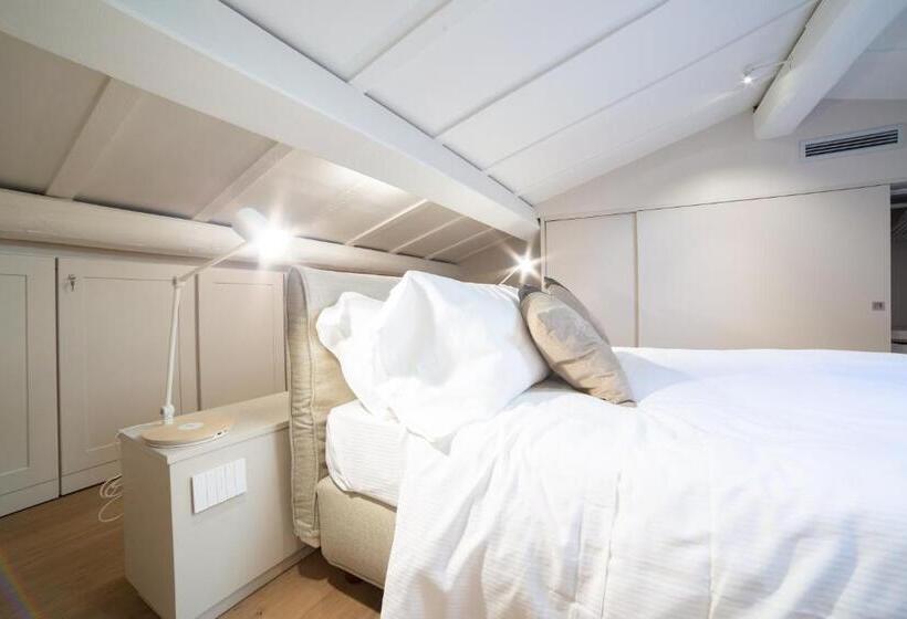 استودیوی لوکس, Le Stanze Degli Amidei