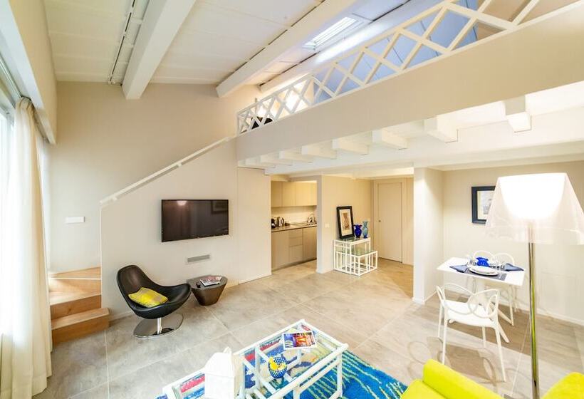 استودیوی لوکس, Le Stanze Degli Amidei