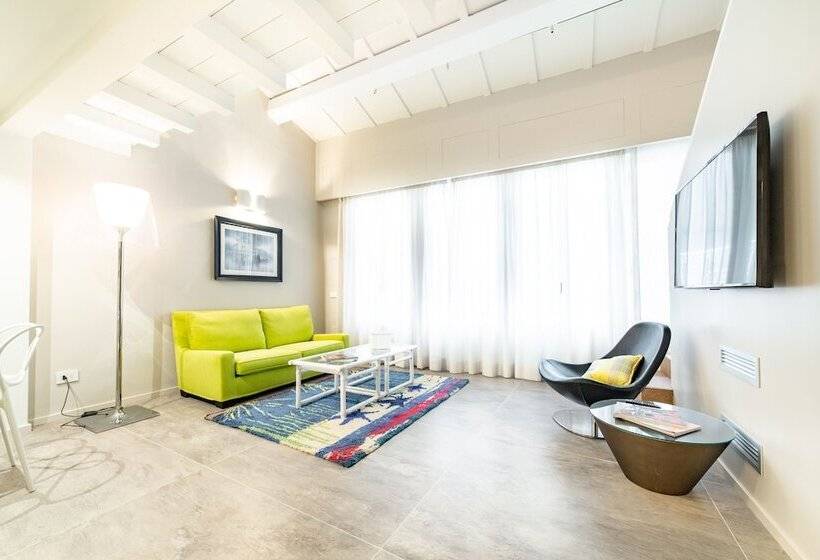 استودیوی لوکس, Le Stanze Degli Amidei