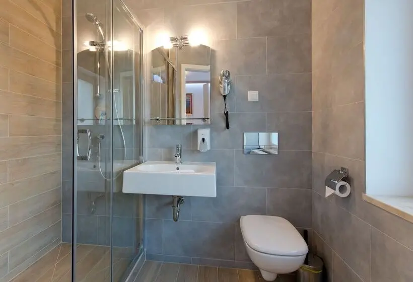 اتاق استاندارد, B&b Molo