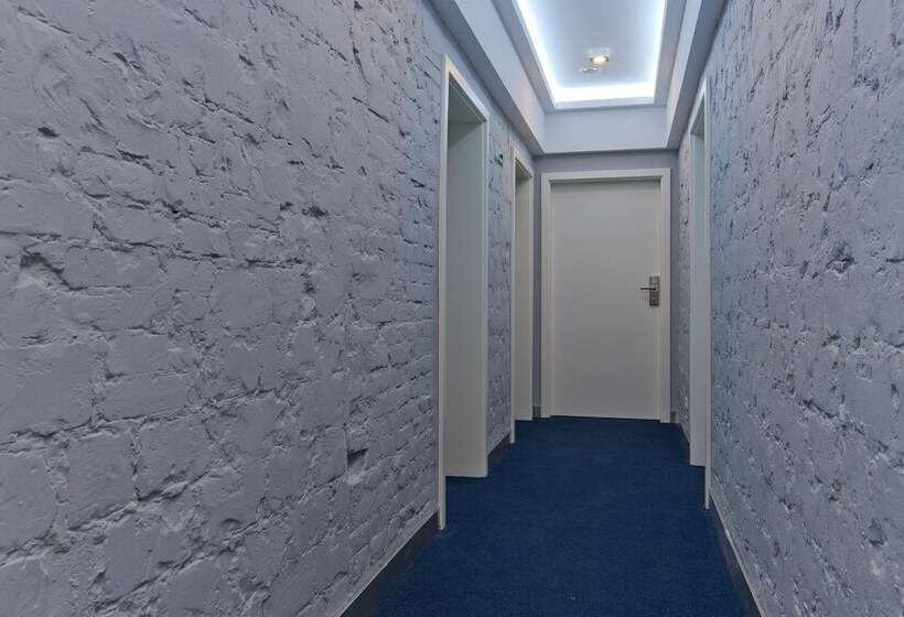 اتاق استاندارد سه نفره, B&b Molo