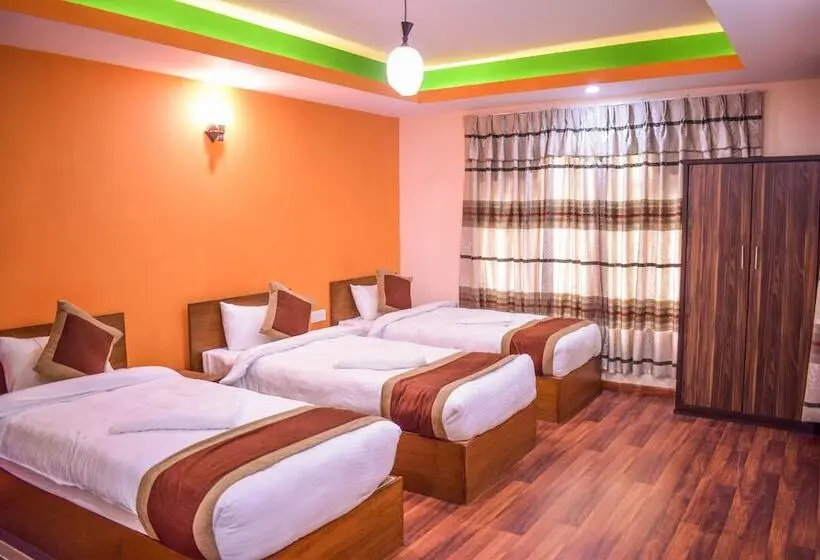 اتاق استاندارد سه نفره, Kathmandu Peace