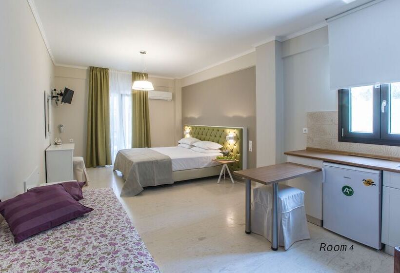 景色の見えるトリプルスタンダードルーム, Oriana   Adults Only