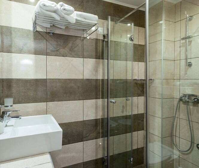 景色の見えるトリプルスタンダードルーム, Oriana   Adults Only