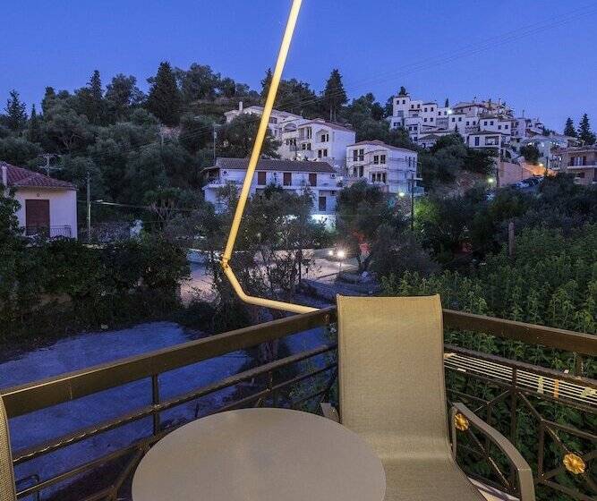 景色の見えるトリプルスタンダードルーム, Oriana   Adults Only