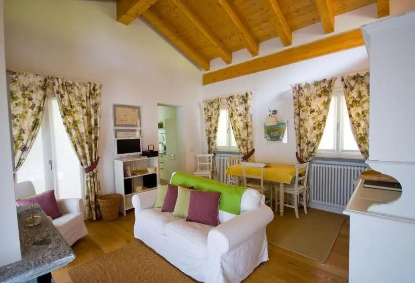 １ベッドルームハウス, Agriturismo Castello Di Vezio
