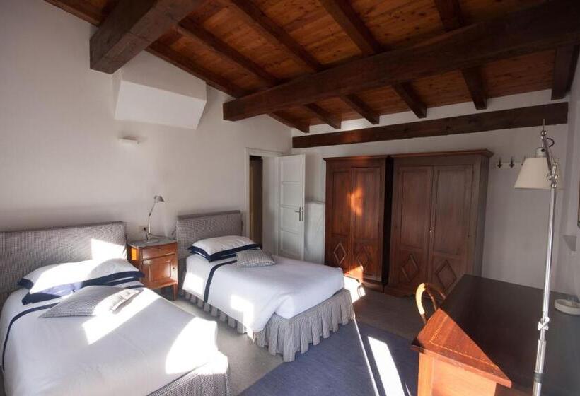 Дом 2 Спальни, Agriturismo Castello Di Vezio