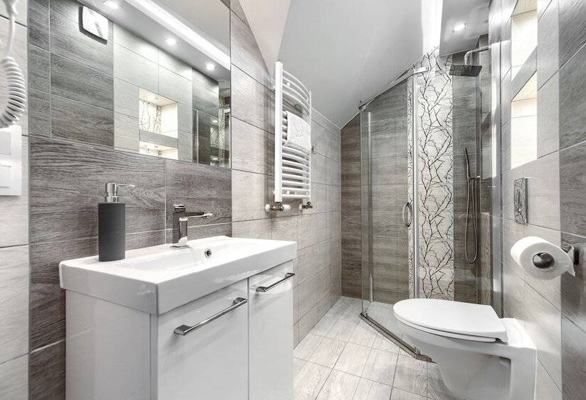 标准三人间, Villa Atlantis