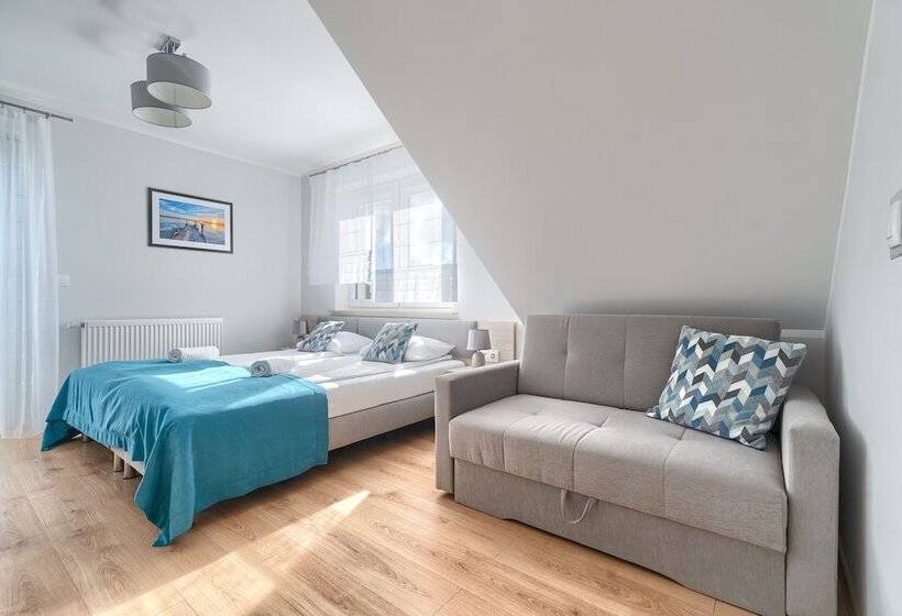 标准三人间, Villa Atlantis