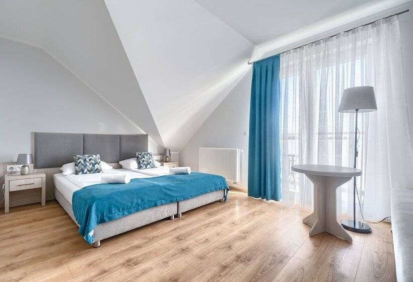 四人标准间, Villa Atlantis