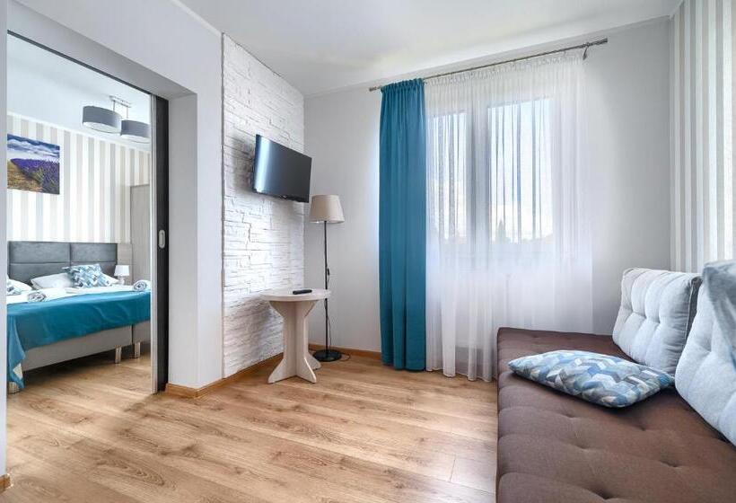 四人标准间, Villa Atlantis