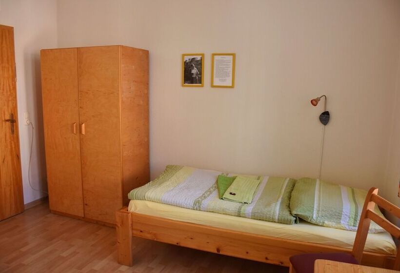 Номер Стандарт, Pension Zur Wartburg