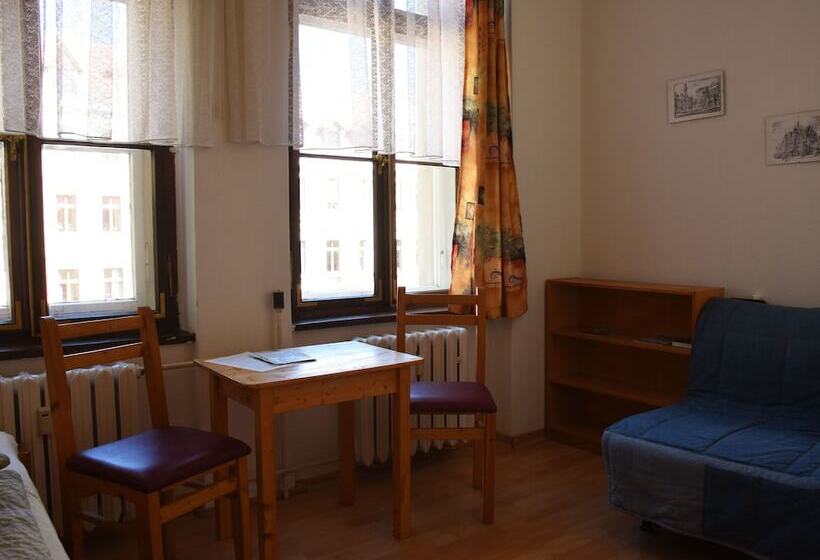 Номер Стандарт, Pension Zur Wartburg