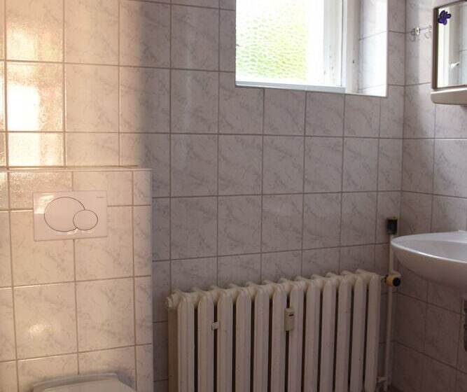 חדר סטנדרט, Pension Zur Wartburg