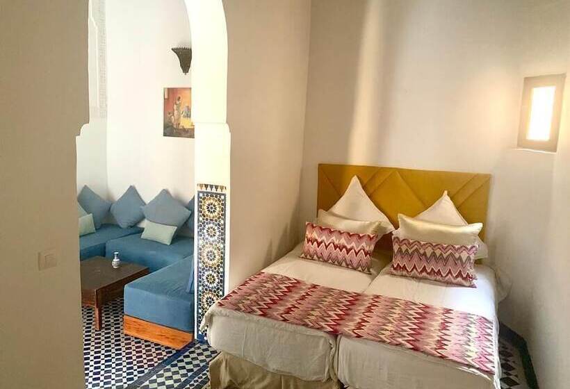 اتاق استاندارد چهار تخته, Riad Dar Pierre