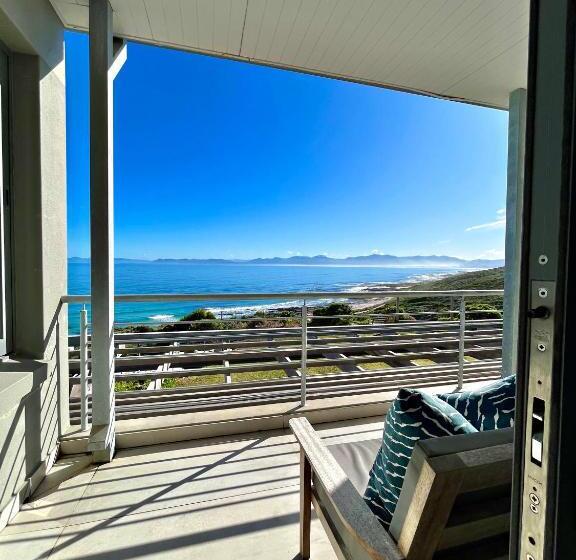 غرفة قياسية سرير كينج, Romans Villa