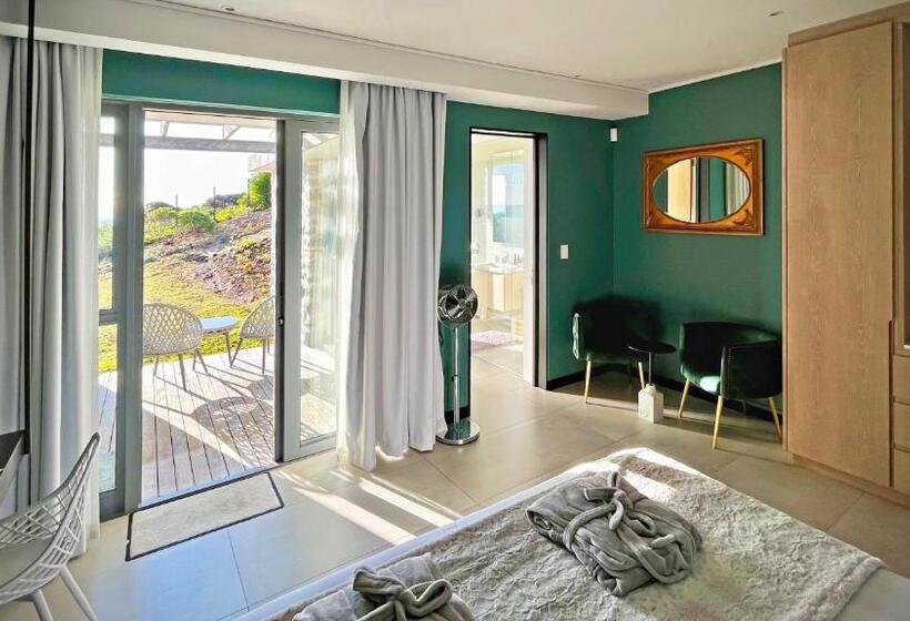 غرفة ديلوكس مطلّة علي البحر, Romans Villa