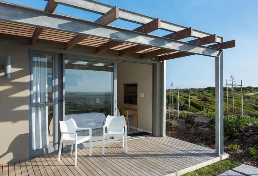 标准间内部标间, Romans Villa