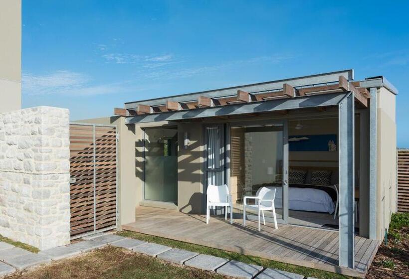 标准间内部标间, Romans Villa