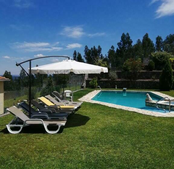 וילה עם חדר שינה אחד ובריכת שחיה, Casa Do Trovador