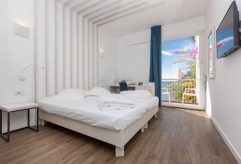 스탠다드 룸 호수 전망, Baia Azzurra   Lake Front