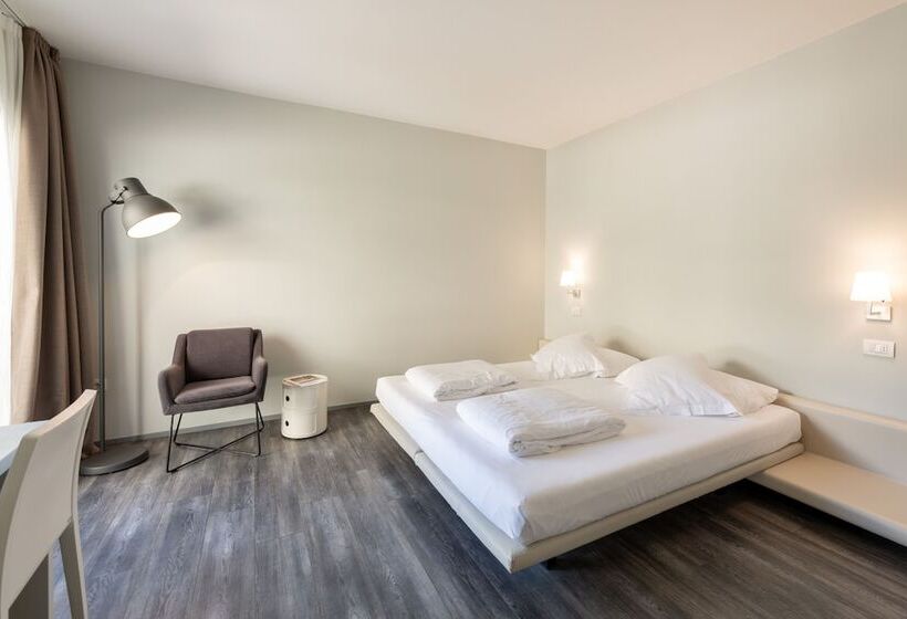 标准间带山景, Baia Azzurra   Lake Front