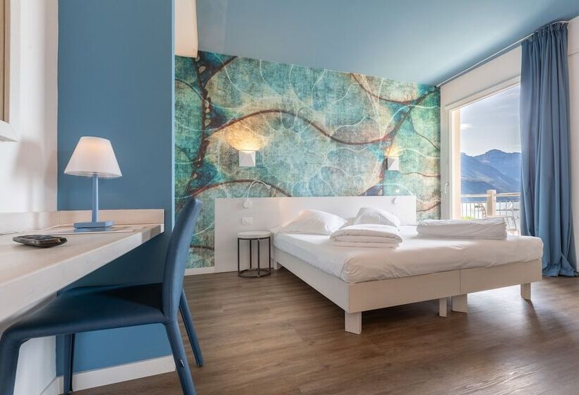 标准三人间, Baia Azzurra   Lake Front