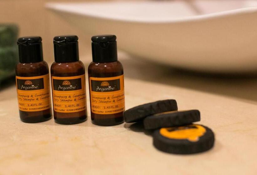 اتاق لوکس, Riad Al Makan Fes & Spa