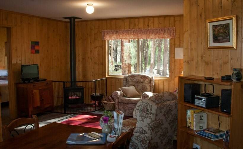 Talo 1 Makuuhuone, Balingup Heights Hilltop Forest Cottages