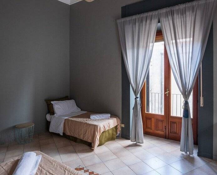 스탠다드 트리플 룸, Terrazza Santa Chiara