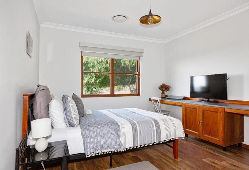 חדר סטנדרט, Blueberry Hills On Comleroy Farmstay   Self Contained Cottages