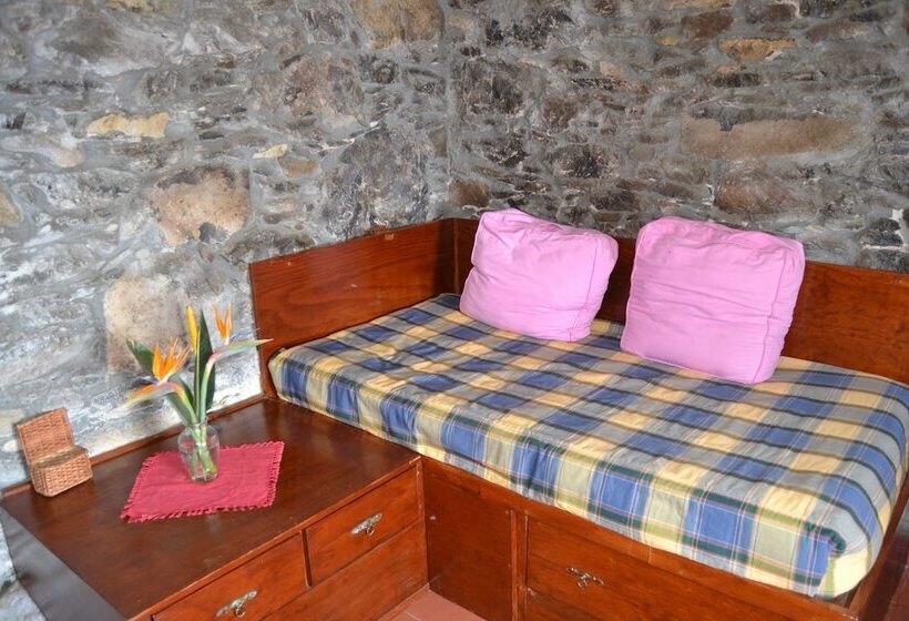 １ベッドルームドゥプレックスアパートメント, Casal São João Cottages