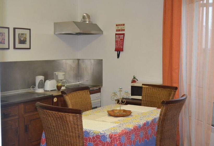 ドゥプレックスルーム, Casal São João Cottages