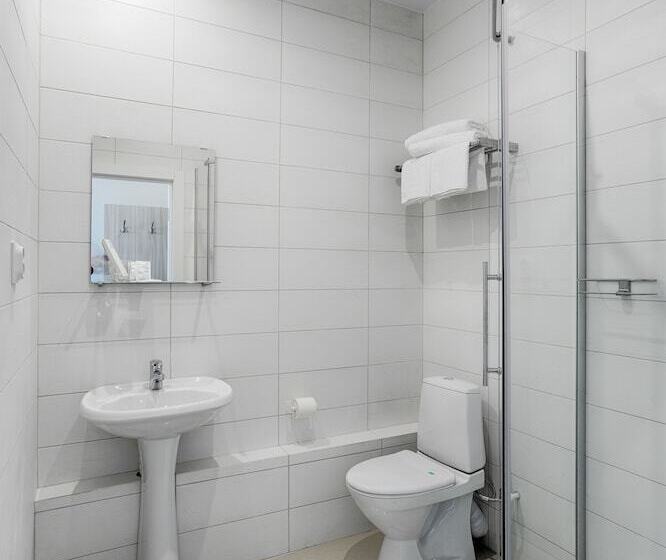 스탠다드 룸, Marx