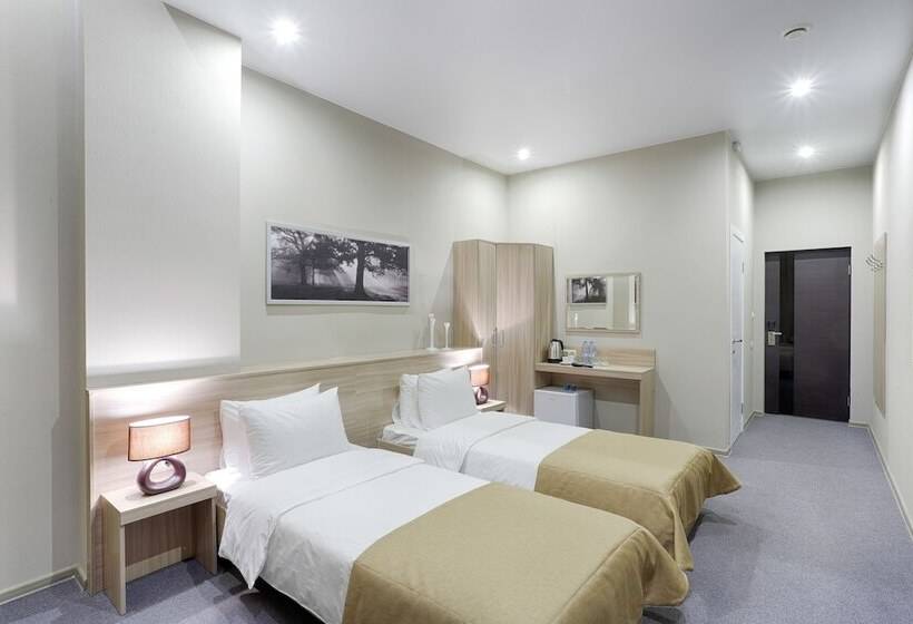 수피리어 룸, Marx