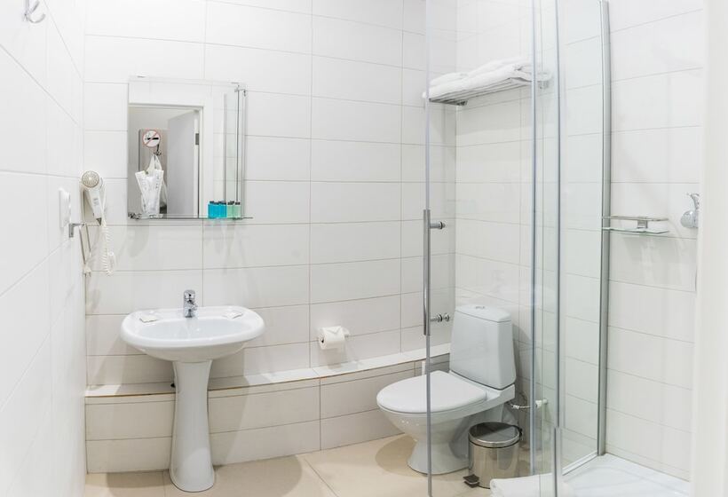 스탠다드 싱글 룸, Marx