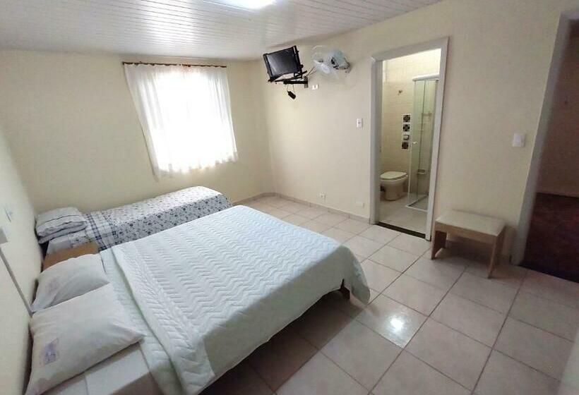 スタンダードトリプルルーム, Pousada águas De Lindoia